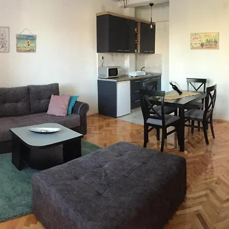 The Kings Apartment *